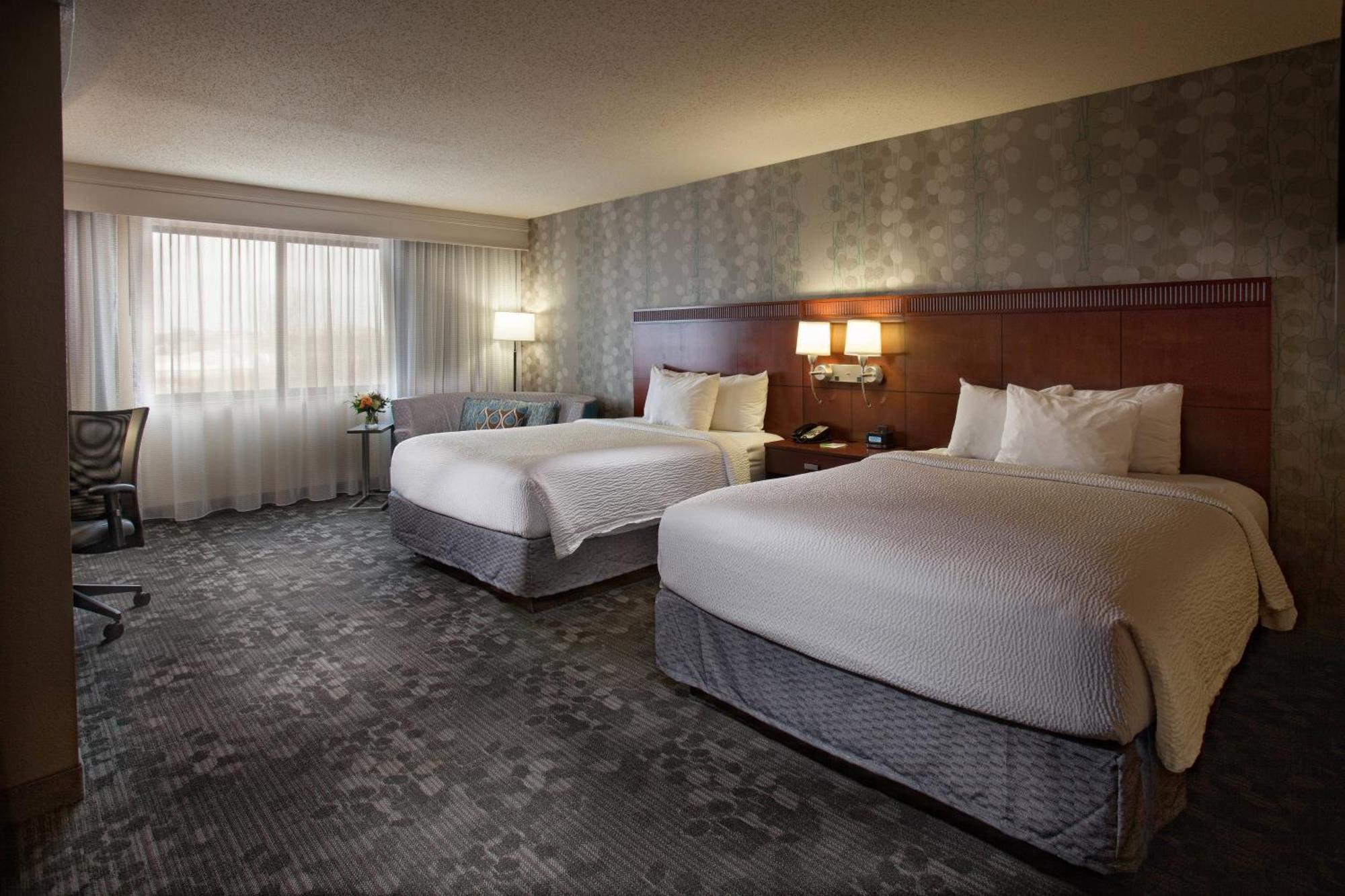 Courtyard By Marriott Fayetteville Luaran gambar
