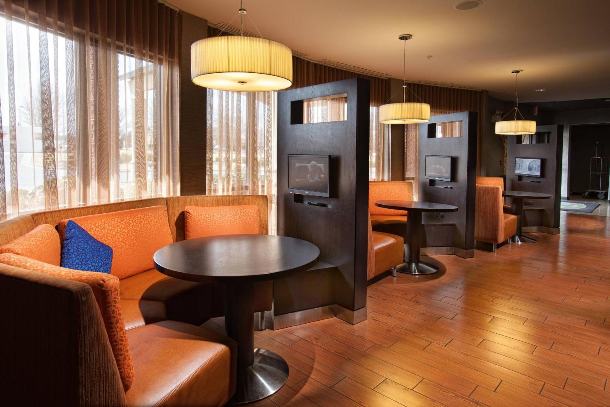 Courtyard By Marriott Fayetteville Luaran gambar