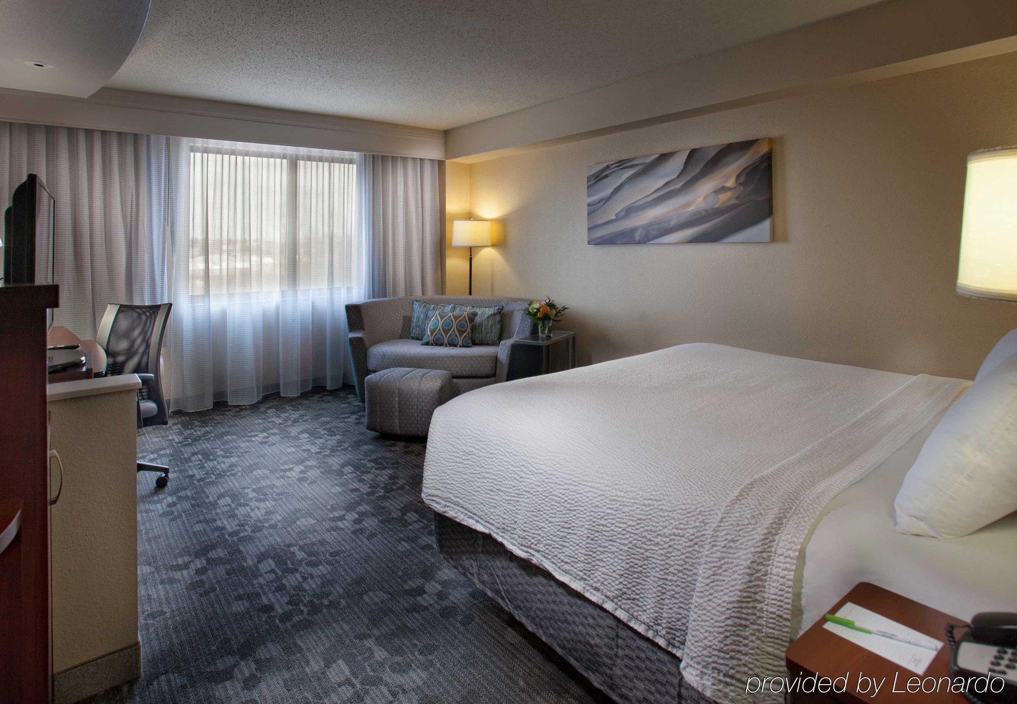 Courtyard By Marriott Fayetteville Luaran gambar