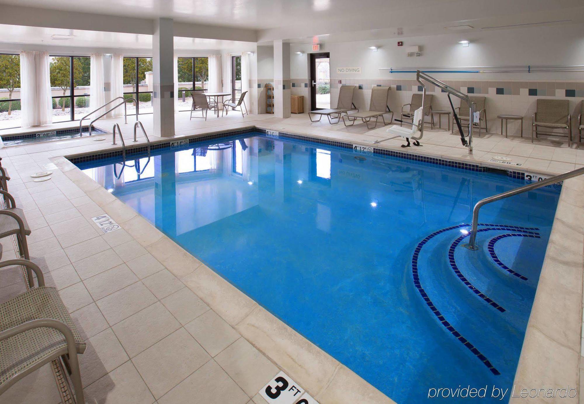 Courtyard By Marriott Fayetteville Luaran gambar