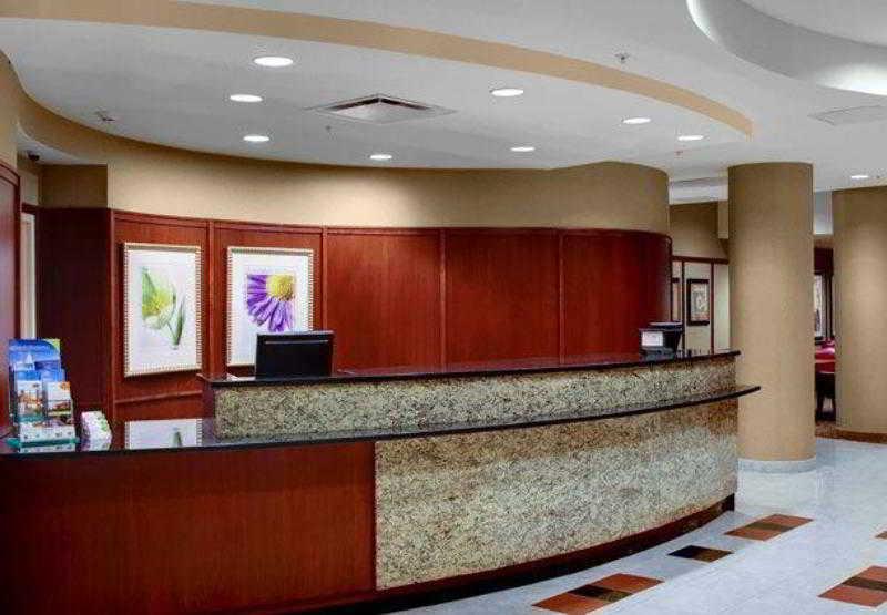 Courtyard By Marriott Fayetteville Dalaman gambar